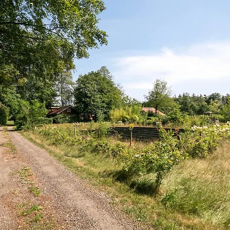 Luxe, Rust En Ruimte Bij De Veluwse Vijf In Nyaraló *