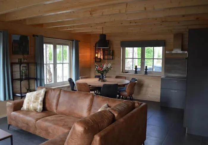 Luxe, Rust En Ruimte Bij De Veluwse Vijf In *